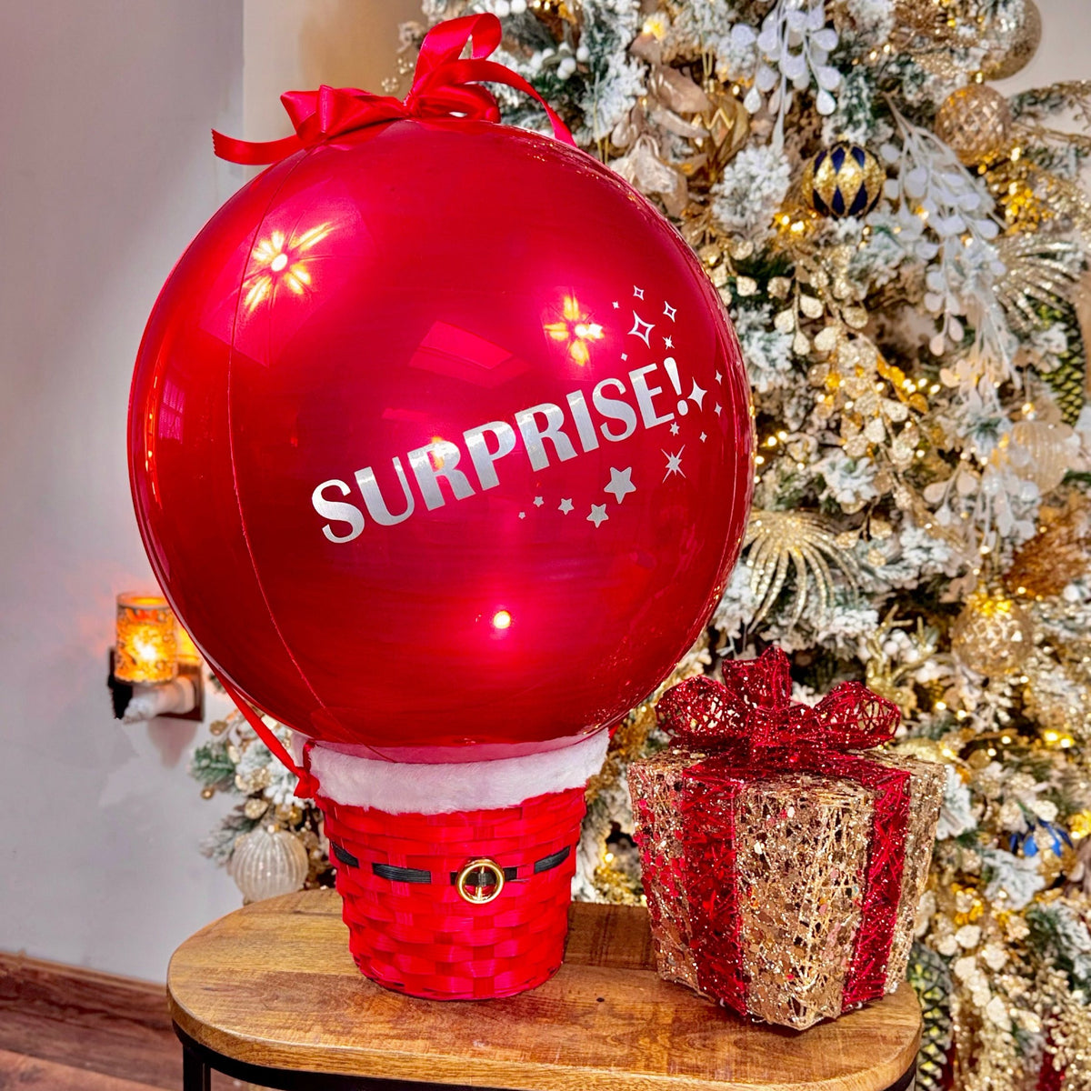 Surprise Gift Christmas Day Balloon Reveal