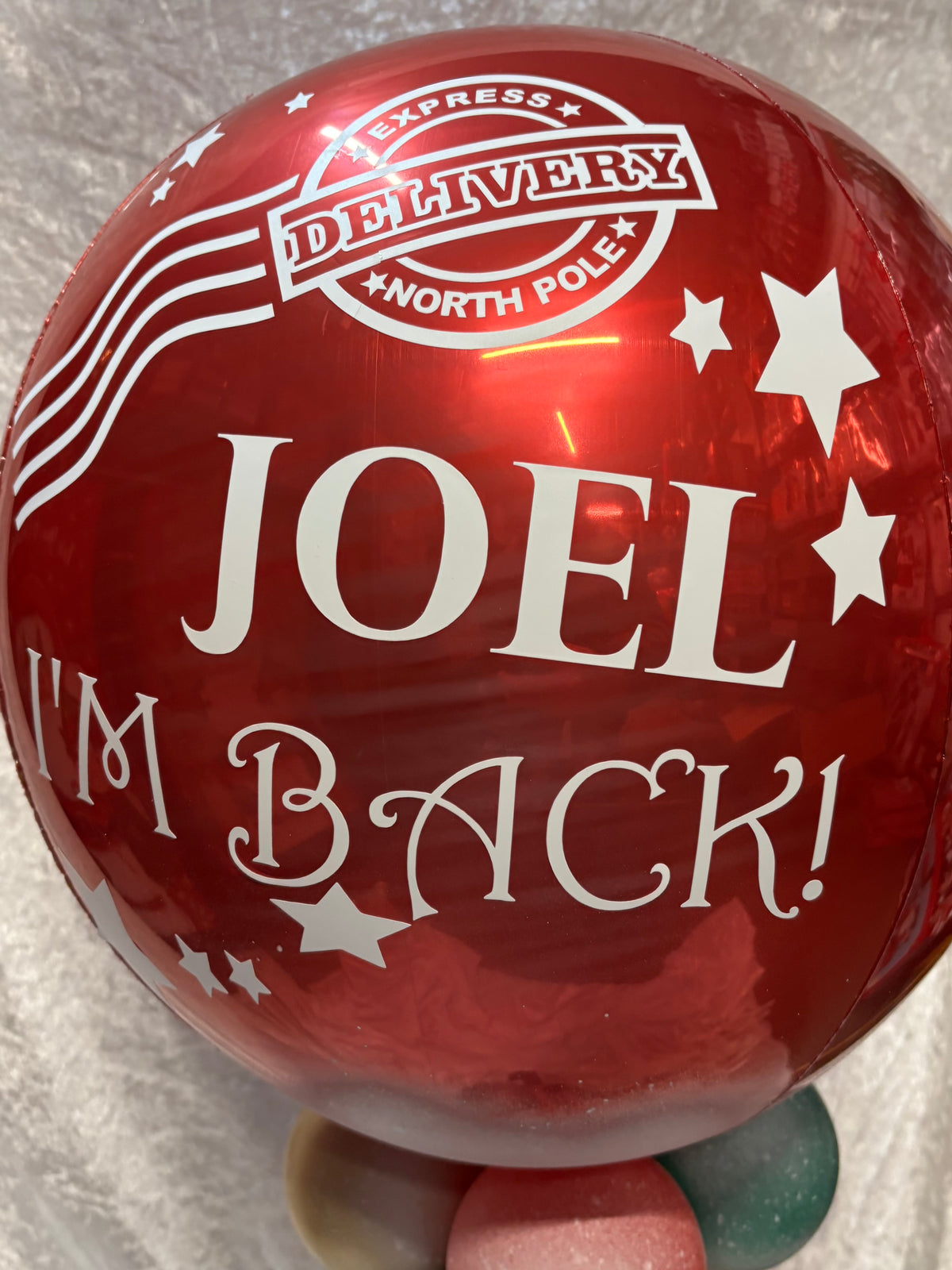 NEW - Elf Return Magical Hot Air Balloon Display