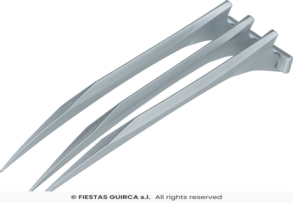 1 xSilver Plastic Superhero Claw, 25cm