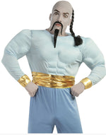 A man wearing a Genie de los Siete Reinos costume, featuring a light blue muscle-textured top, matching blue pants, a shiny gold belt, and gold armbands, with a bald head and black braided moustache. 