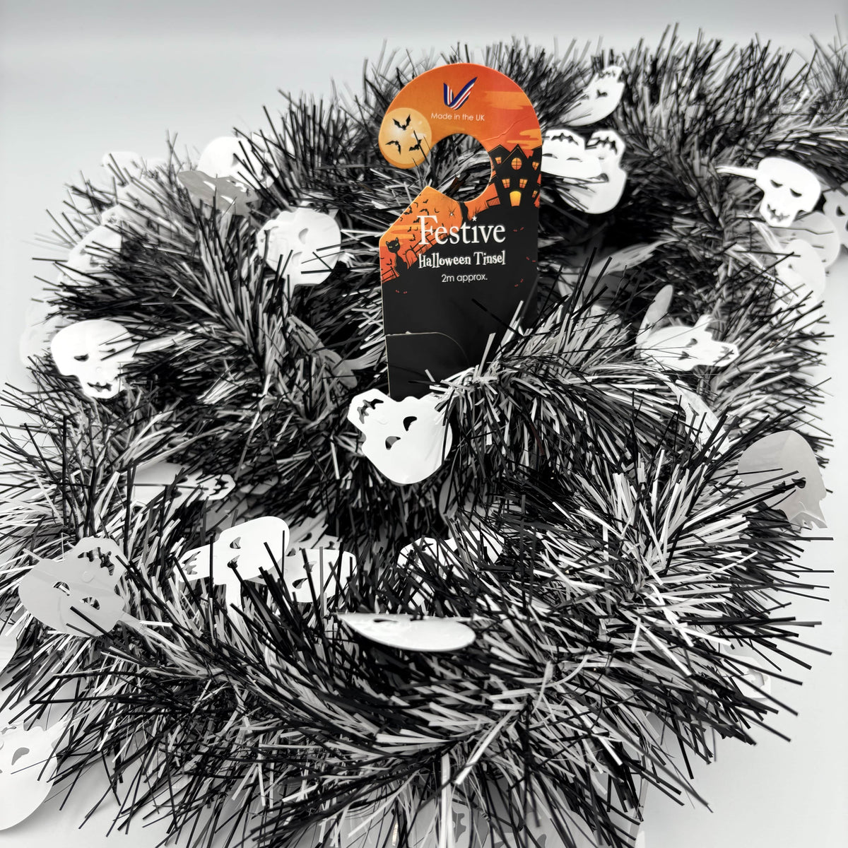 200cm x 10cm 3 asst Halloween Skull Die Cut Tinsel